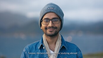 Study in Taiwan - The Peak On The Sea, The Dream With The Wing