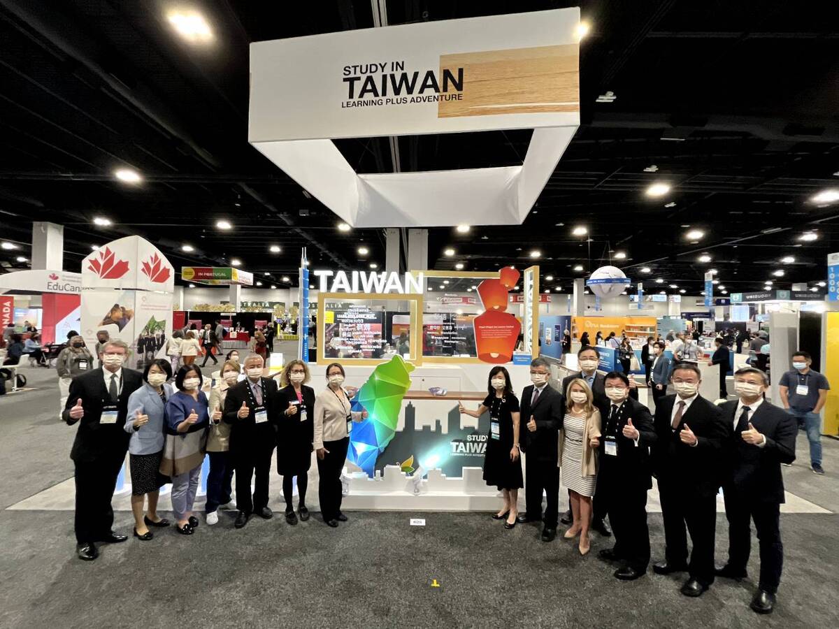 Taiwan Delegation Visits Colorado to Promote Educational Exchanges at NAFSA 2022 & Launch New US–Taiwan Education Partnerships