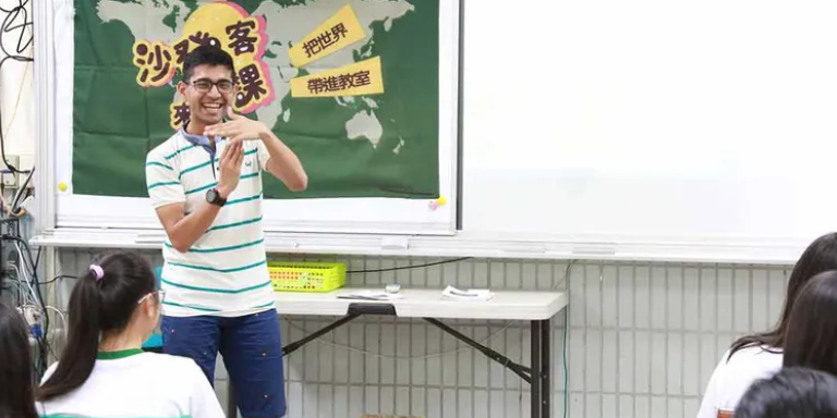 Building His Own “101”: NCCU Alum Excels in Facilitating Cultural Exchange in Taiwan and at Home