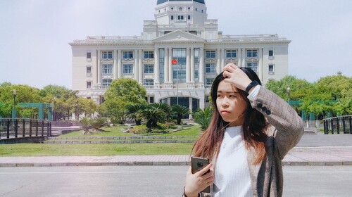 文藻外語大學