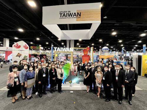 The opening ceremony of the 2022 NAFSA Conference's Taiwan Booth had a resounding success